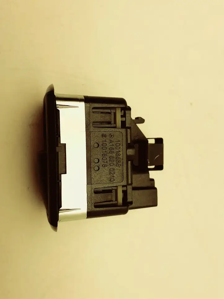 Mercedes-Benz GL X166 (2013 - 2019) A1668200210 Блок кнопок стеклоподъемников — фото 4