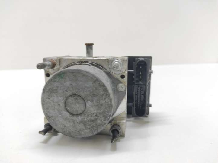 Nissan Note (E11) (2006 - 2014)  0265231732 Блок ABS