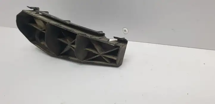 Toyota Corolla Verso AR10 (2004 - 2009) 525620F010 Кронштейн заднего бампера — фото 2