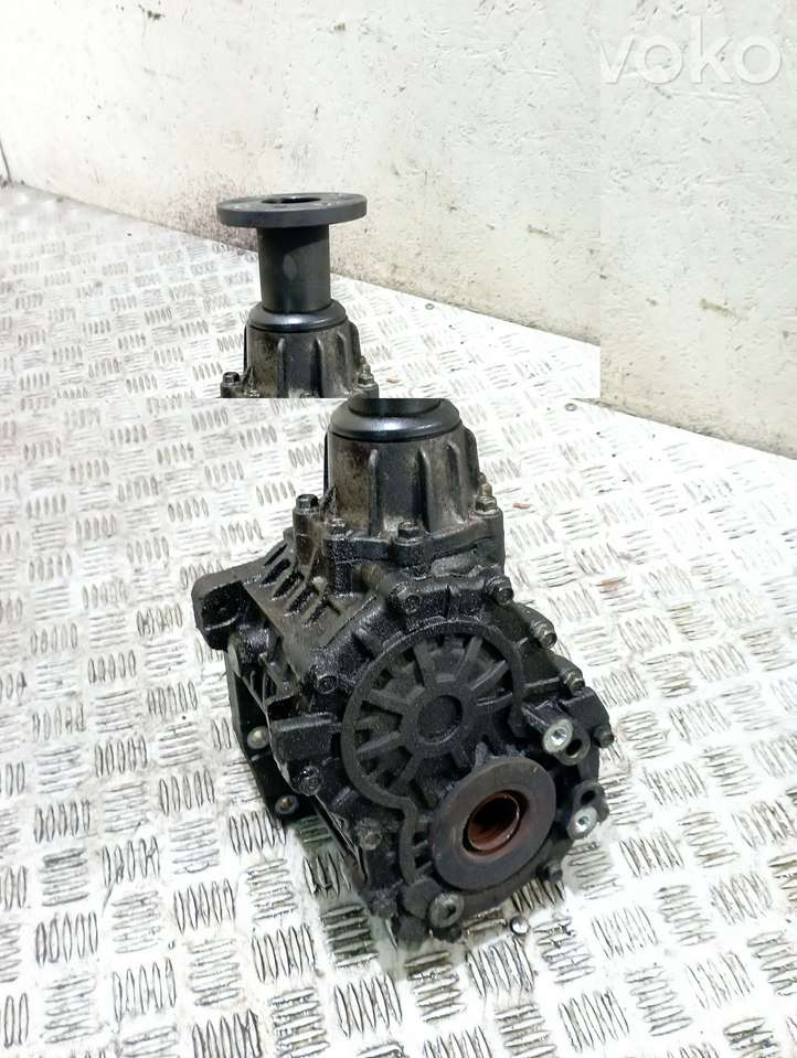 Hyundai Santa Fe (2005 - 2009)  060657070 Передний редуктор