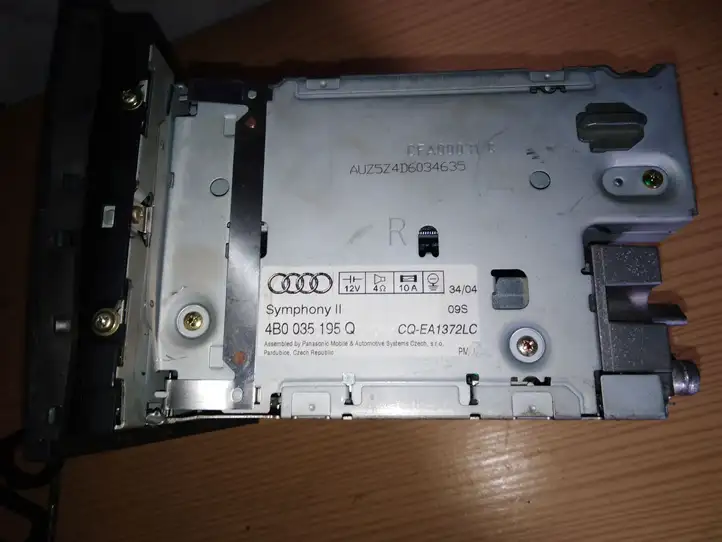Audi A6 Allroad C5 (2000 - 2006) 4B0035195Q Магнитола / мультимедийная система — фото 3