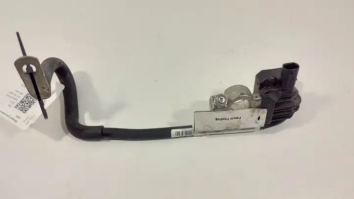Audi Q3 8U (2011 - 2014) 1K0915181H Минусовой провод аккумулятора — фото 2