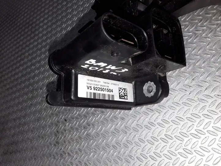 BMW 3 F30 F35 F31 (2012 - 2018) 922501504 Плюсовой провод аккумулятора — фото 2