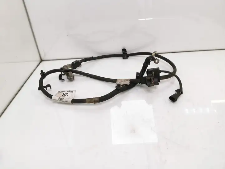 Ford Focus (2008 - 2011) 8M5T14A280 Плюсовой провод аккумулятора — фото 2