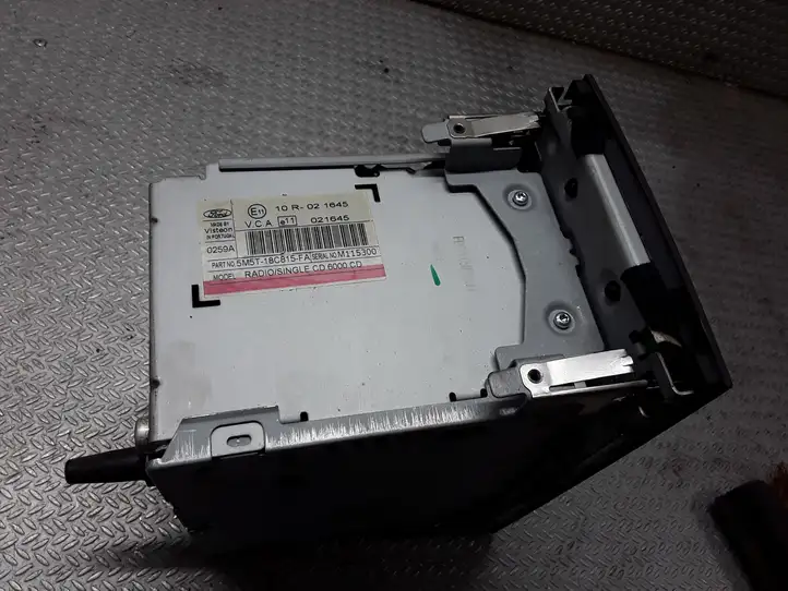 Ford Focus C-MAX (2003 - 2010)  5M5T18C815FA Радио/ проигрыватель CD/DVD / навигация