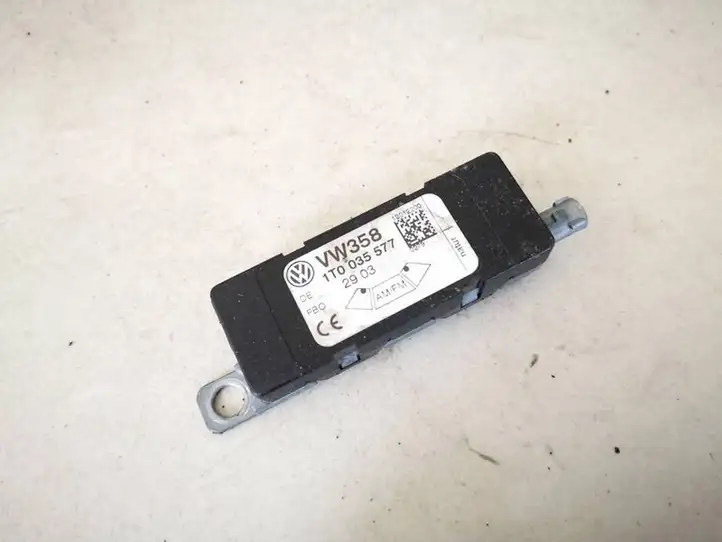 Volkswagen Touran I (2003 - 2010)  1t0035577 Блок управления антенной