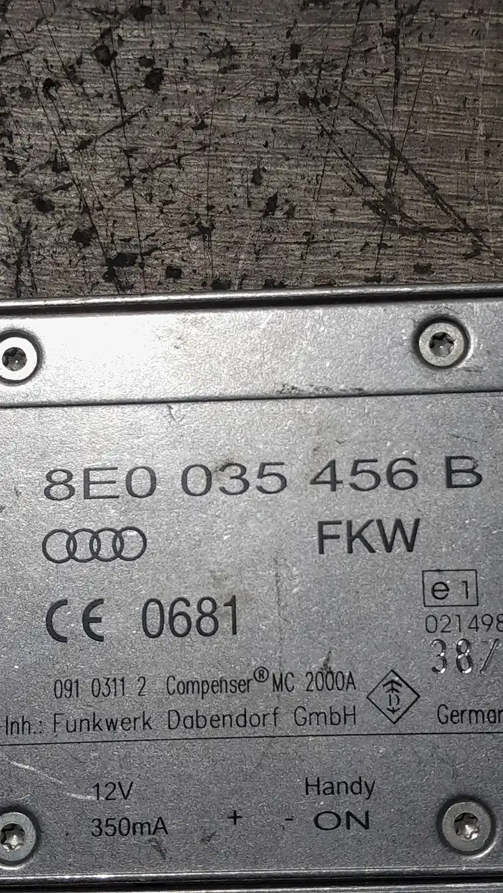 Audi A6 S6 C5 4B (2001 - 2004) 8E0035456B Блок управления антеннами — фото 3