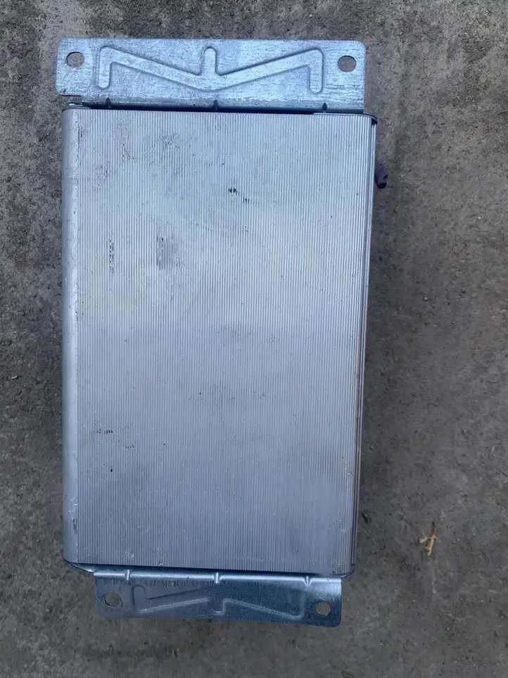 Audi A6 S6 C6 4F (2004 - 2008) 4F0035223 Усилитель звука — фото 2