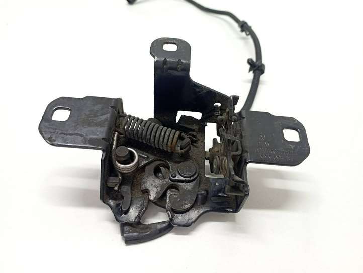 Volkswagen Bora (1998 - 2005)  1J0823509C Замок капота
