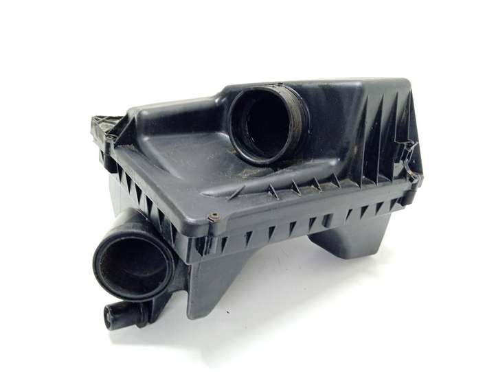Opel Astra (2004 - 2009)  4613885936 Коробка воздушного фильтра