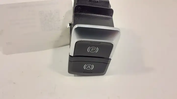 Audi Q3 8U (2011 - 2014) 8U0927225E Кнопка ручного тормоза — фото 4