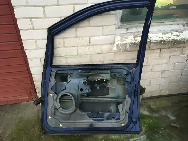 Seat Alhambra (Mk1) (2000 - 2010) Дверь — фото 3
