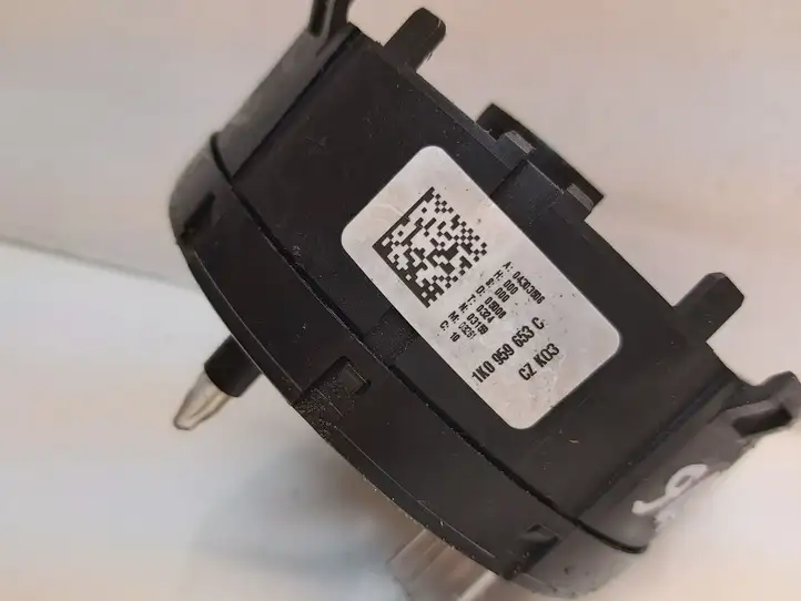 Volkswagen Touran I (2003 - 2010) 1K0959653C Контактное кольцо SRS — фото 3
