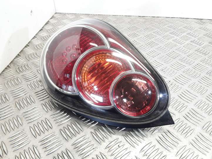 Toyota Aygo (2008 - 2012)  815500H071 Задний фонарь в кузове