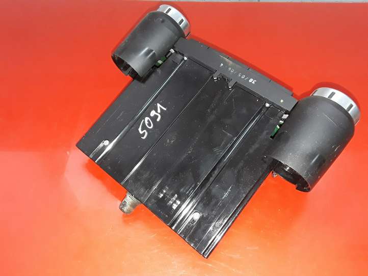 Volkswagen Touareg I (2002 - 2010)  7L6907040T Блок управления кондиционера воздуха / климата/ печки (в салоне)