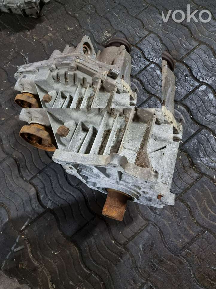 Jeep Grand Cherokee (2004 - 2010)  M0008986D Редуктор коробки передач (раздатка)