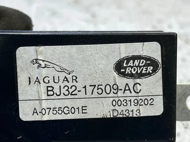 Land Rover Evoque I (2011 - 2015) BJ3217509AC Реле интервала стеклоочистителей — фото 3