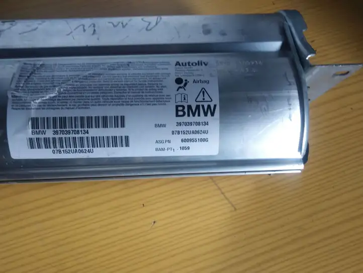 BMW 5 E60 E61 (2004 - 2010) 397039708134 Подушка безопасности пассажира — фото 1
