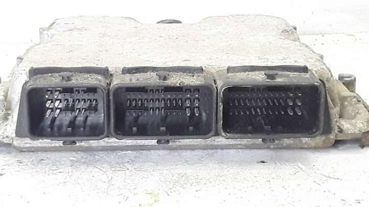 Renault Espace -  Grand espace IV (2004 - 2014)  8200309316 Блок управления двигателя