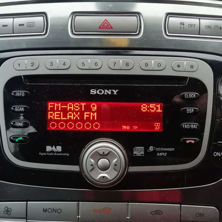 Ford Mondeo MK IV (2007 - 2014)  8S7T18C939MD Радио/ проигрыватель CD/DVD / навигация