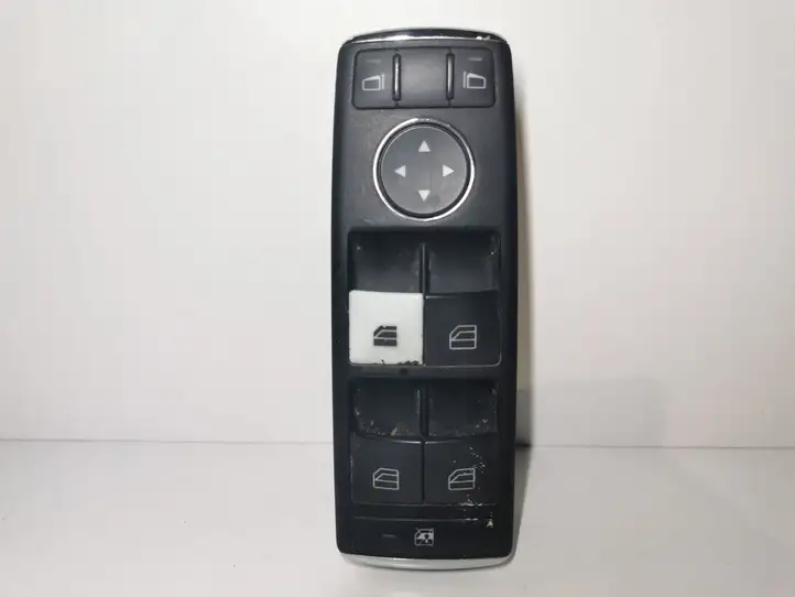 Mercedes-Benz C W204 (2007 - 2014) A2048700151 Блок кнопок стеклоподъемников — фото 1