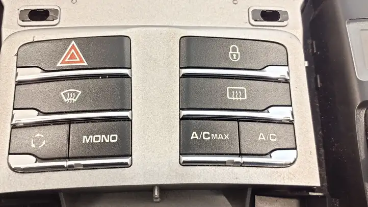 Porsche Panamera (970) (2009 - 2013) 97065320333 Блок кнопок на панели — фото 3