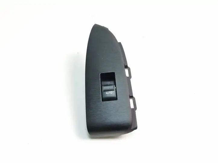 Toyota Prius (XW30) (2009 - 2015) 7423247080 Блок кнопок стеклоподъемников — фото 1