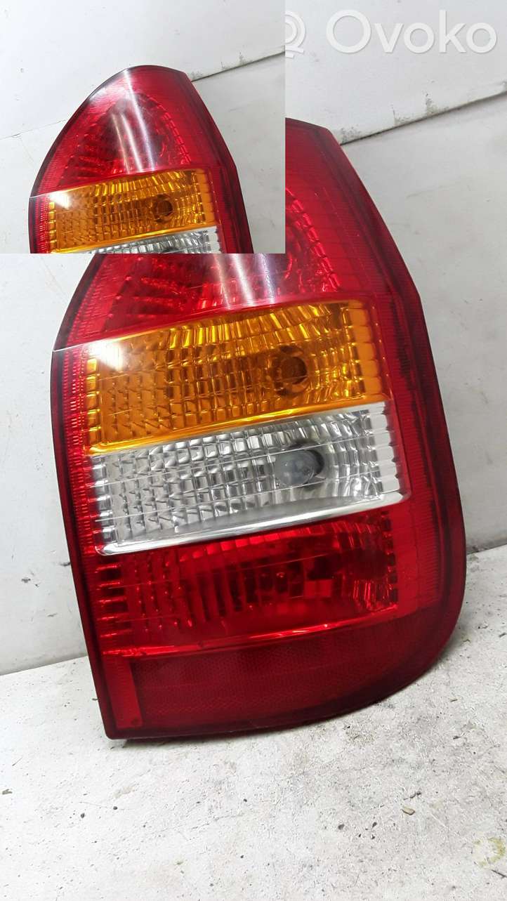Opel Zafira (1999 - 2003)  62281 Задний фонарь в кузове