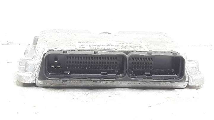 Opel Zafira (1999 - 2003)  09133269 Блок управления двигателя