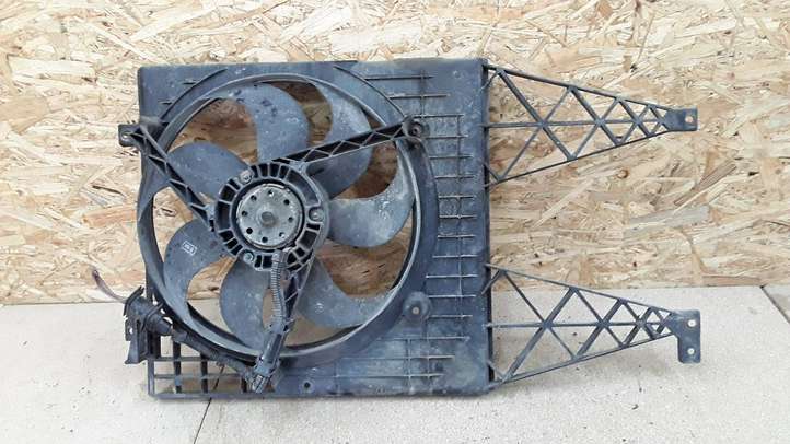 Volkswagen Bora (1998 - 2005)  1J0121207 Комплект вентиляторов