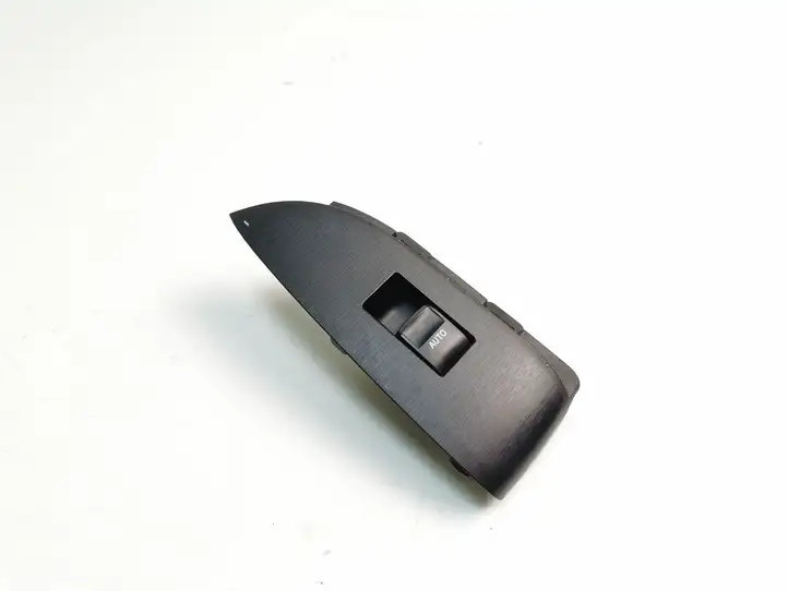 Toyota Prius (XW30) (2009 - 2015) 7427247060 Блок кнопок стеклоподъемников — фото 1
