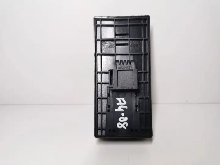 Audi A4 S4 B8 8K (2007 - 2011) 8K0959851D Кнопка стеклоподъемников — фото 3