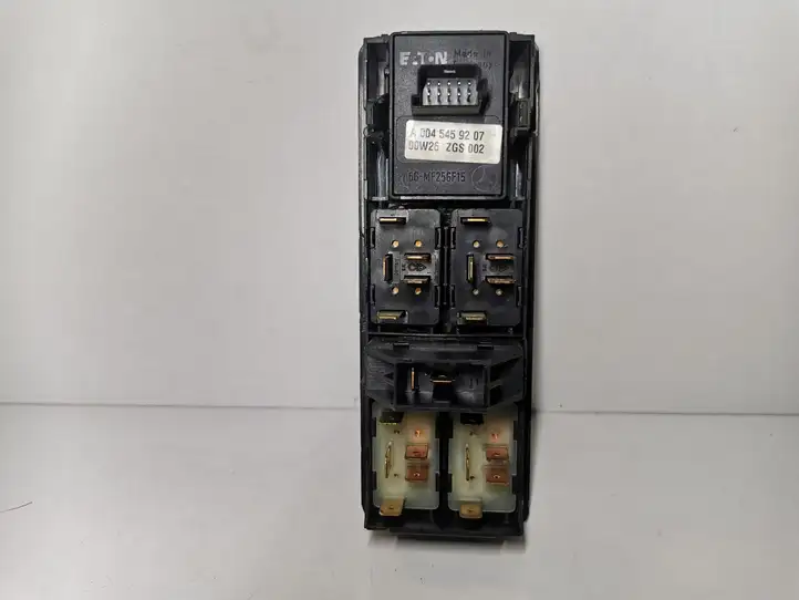 Mercedes-Benz Vito Viano W638 (1996 - 2003) A0045459207 Блок кнопок стеклоподъемников — фото 3