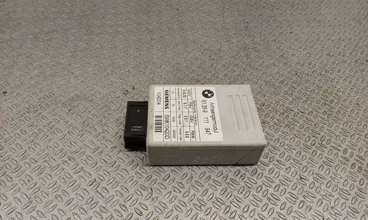 BMW 3 E90 E91 (2005 - 2012) 9111947 Реле крюка для прицепа — фото 2