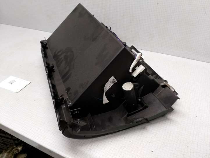 Subaru Outback (2009 - 2014)  66208AJ010 Комплект ящика для вещей (бардачка)