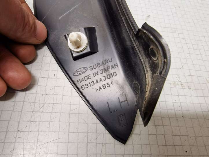 Subaru Outback (2009 - 2014)  63134AJ010 Обшивка крышки багажника
