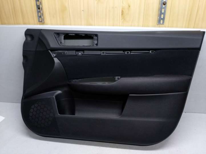 Subaru Outback (2009 - 2014)  S70003150 Обшивка передней двери