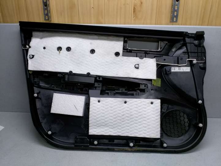 Subaru Outback (2009 - 2014)  S70003150 Обшивка передней двери