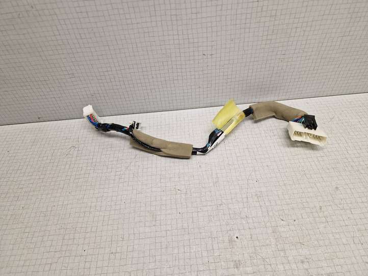 Subaru Outback (2009 - 2014)  81870AJ040 Проводка передних дверей