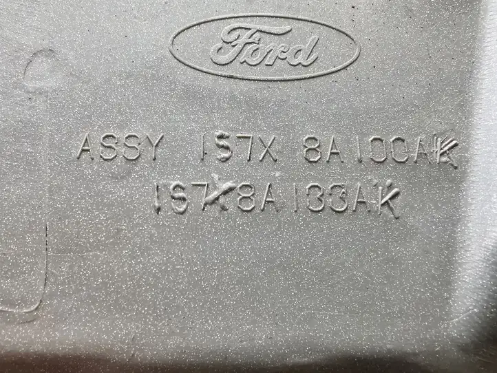 Ford Mondeo Mk III (2000 - 2007) 8AI00AK Верхняя решетка радиатора — фото 3
