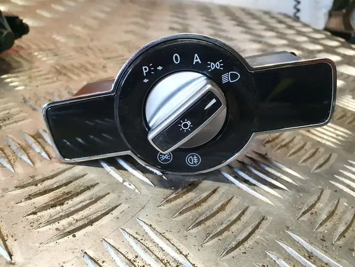 Mercedes-Benz S W221 (2005 - 2013) A2219053900 Включатель фонарей — фото 1