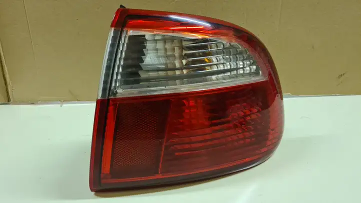 Seat Toledo II (1M) (1998 - 2006) 1M5945096B Задний фонарь в кузове — фото 1