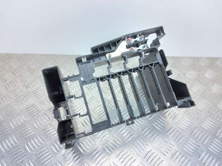 Audi A8 (2010 - 2014)  4H0907348C Крышка ящика предохранителей