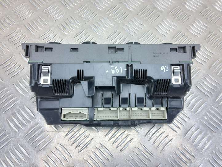 Audi A6 (2004 - 2008)  4F1820043N Блок управления кондиционера воздуха / климата/ печки (в салоне)