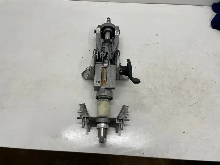 BMW 5 F10 F11 (2009 - 2016) 6795345 Комплект оси рулевого колеса — фото 2