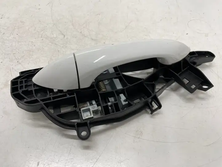 Opel Astra K (2015 - 2020) 13515510 Наружная ручка задней двери — фото 1