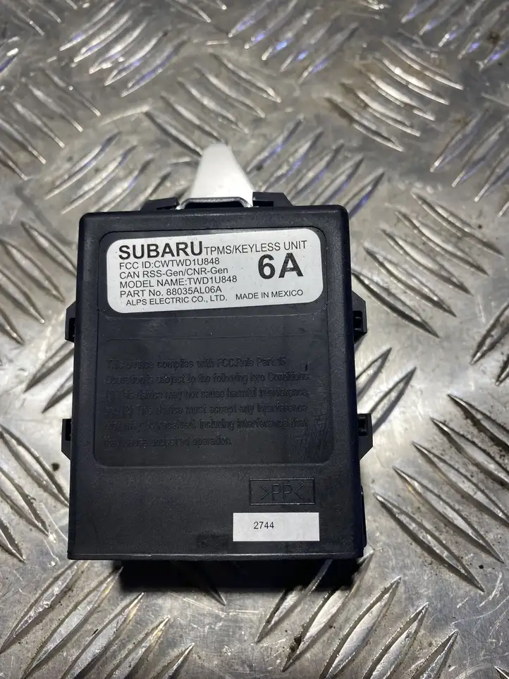 Subaru Outback (BS) (2014 - 2019) 88035AL06A Прочие блоки управления — фото 1
