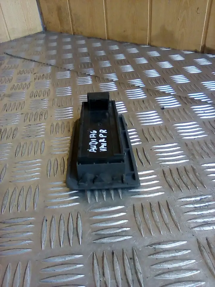 Audi A6 S6 C5 4B (1997 - 2001) 4B0959851 Кнопка стеклоподъемников — фото 2