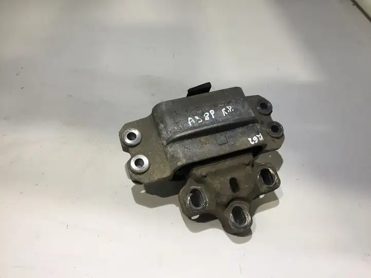 Audi A3/S3 8P (2004 - 2008) 1K0199555 Опора двигателя — фото 1
