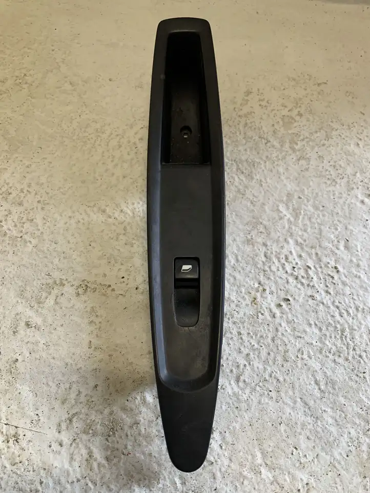 Citroen C4 (2004 - 2008) 965146677 Кнопка стеклоподъемников — фото 1